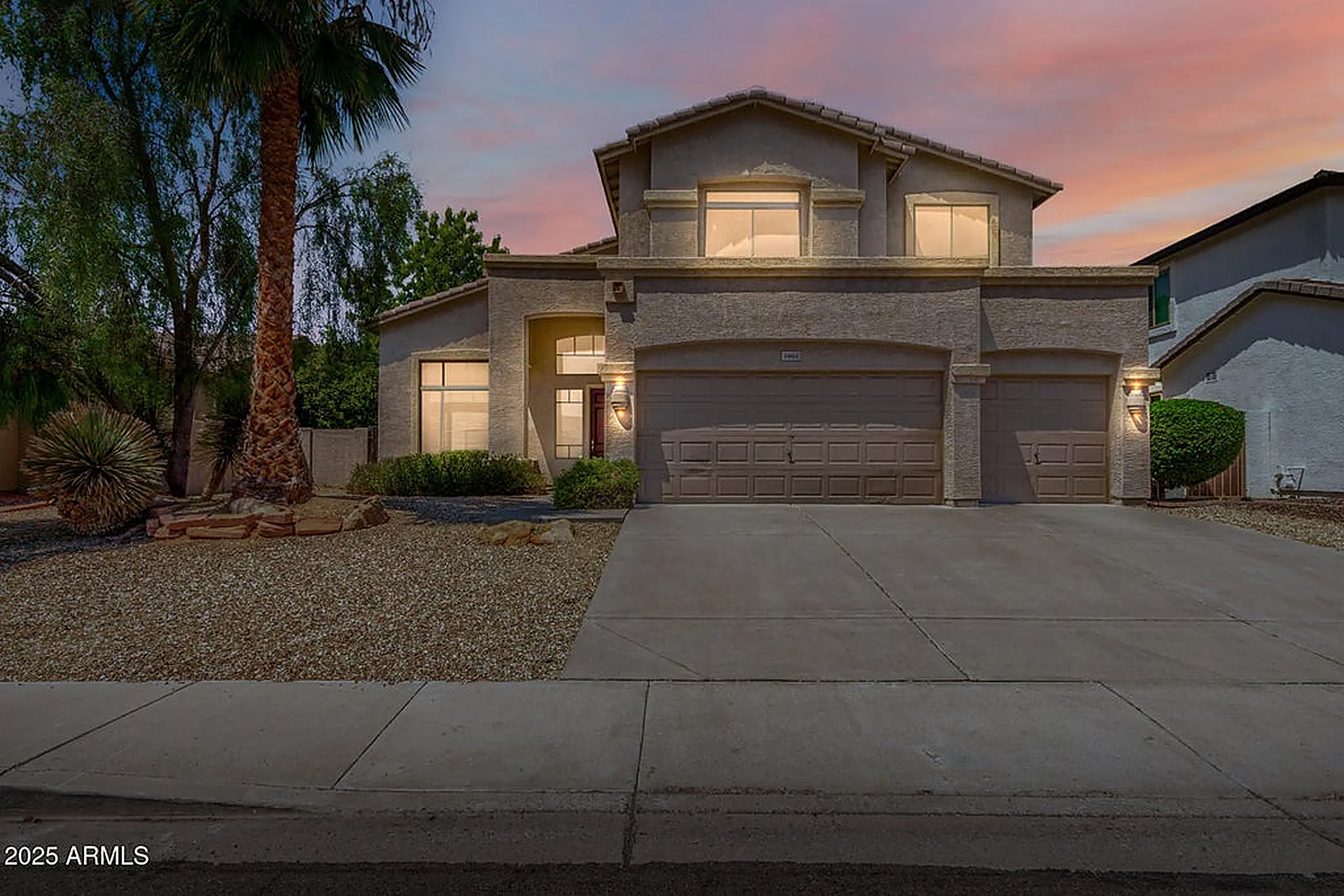 6804 W Lone Cactus Dr, Glendale, AZ
